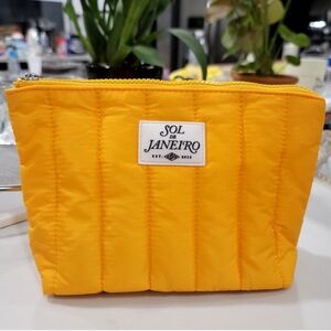 NEW SOL DE JANEIRO Quilted Travel Make Up bag, Beauty Pouch